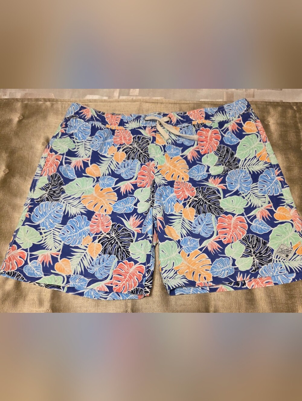 Trunks Land To Water Men's Swim Trunks L Floral Multicolor Elastic Waist